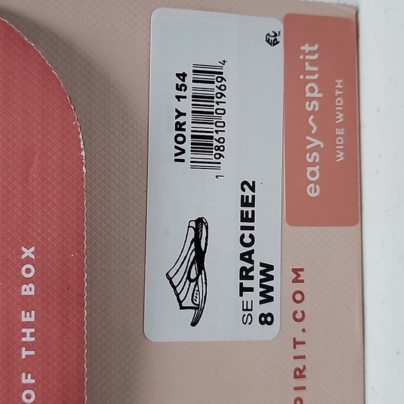 Easy Spirit Traciee2 Ivory 8WW NWT - Picture 2 of 6